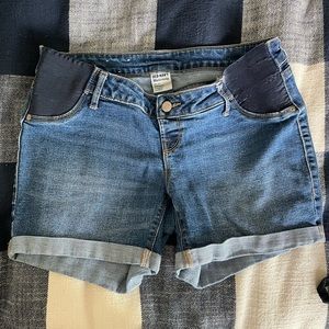Old navy maternity denim shorts